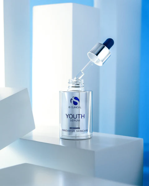 IS Clinical YOUTH SERUM